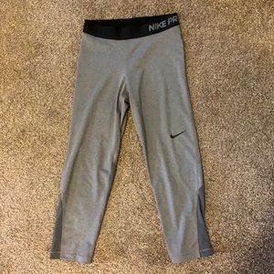 Nike Pro leggings